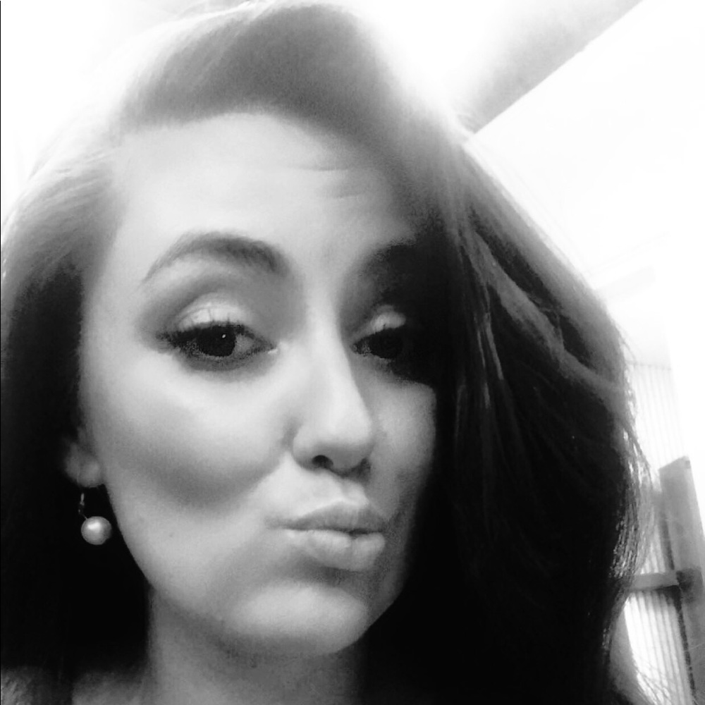 Meet your Posher, Krystal